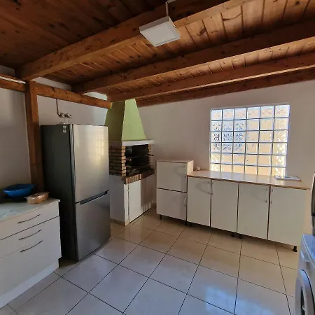 לינה וארוחת בוקר Integral 5 Coliving