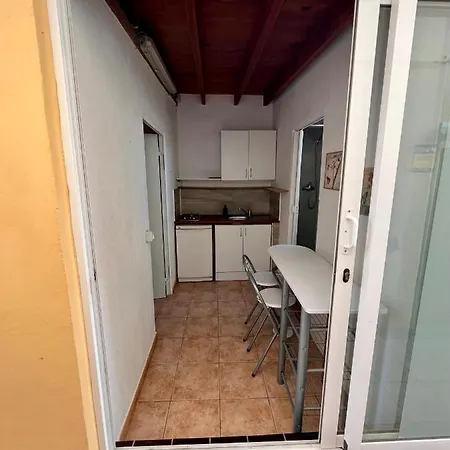 Integral 5 Coliving לינה וארוחת בוקר *